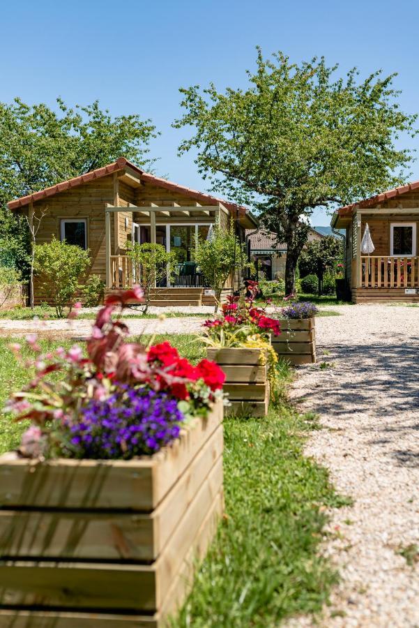 Ambérieu-en-Bugey Les Minis Homes Du Bugey - Eco-Lodge Nature ,Un Refuge En Hyper Centre מראה חיצוני תמונה